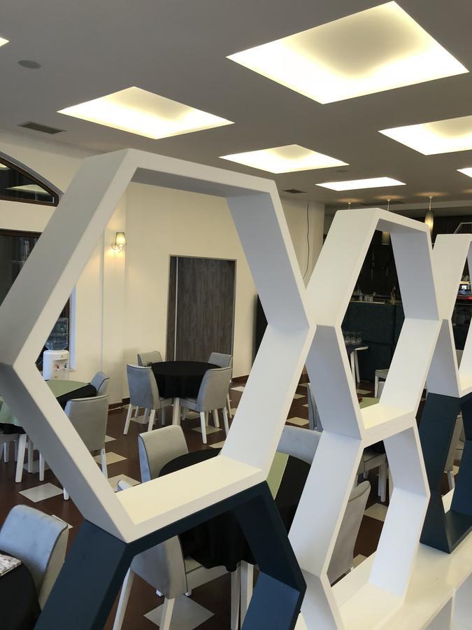 Inn Hotel Shkallnur Ngoại thất bức ảnh